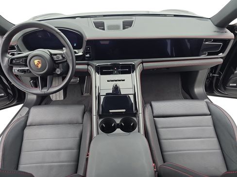 Certified 2025 Porsche Panamera 4 AWD/4WD image 11