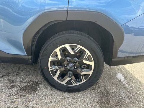 Certified 2025 Subaru Forester image 17