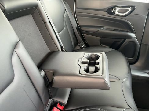 New 2026 Jeep Compass Limited image 10