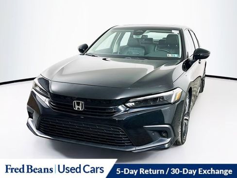 Used 2024 Honda Civic Touring image 3