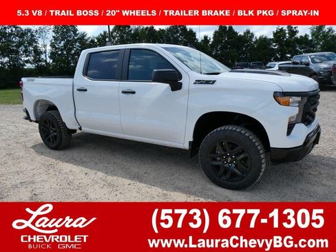 New 2026 Chevrolet Silverado 1500 Custom Trail Boss w/ Dark Appearance Package AWD/4WD image 1