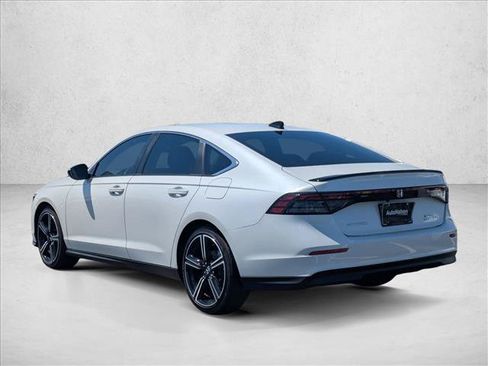 Used 2025 Honda Accord Sport image 8