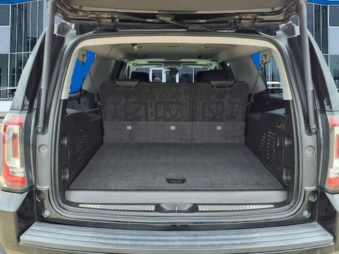 Used 2018 GMC Yukon XL SLT w/ Premium Edition RWD image 24