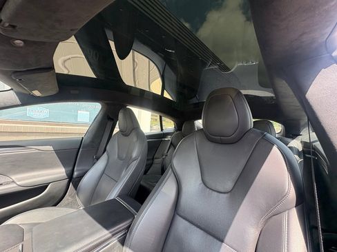 Used 2022 Tesla Model S Plaid AWD/4WD image 16
