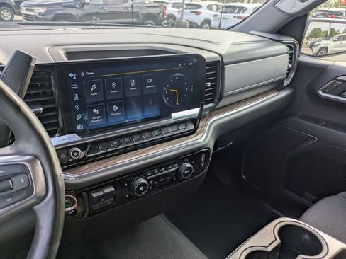 Used 2025 Chevrolet Silverado 1500 LT RWD image 20