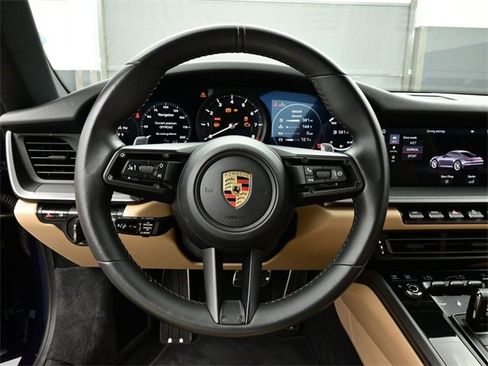 Used 2021 Porsche 911 Carrera image 8