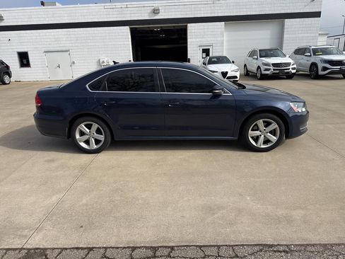 Used 2013 Volkswagen Passat TDI SE image 6