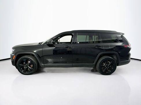 Used 2023 Jeep Grand Cherokee L Limited w/ Luxury Tech Group II RWD image 8