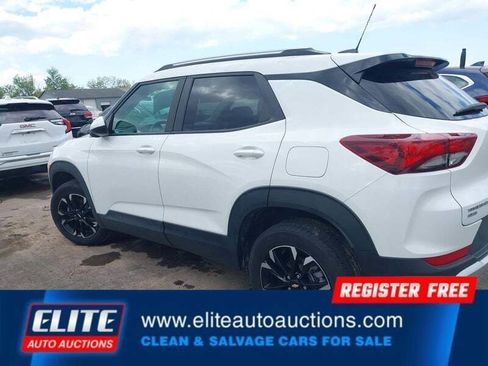 Used 2023 Chevrolet TrailBlazer LT AWD/4WD image 28