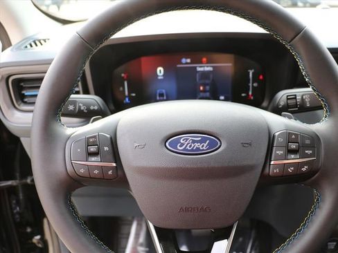 New 2025 Ford Maverick Lobo image 23