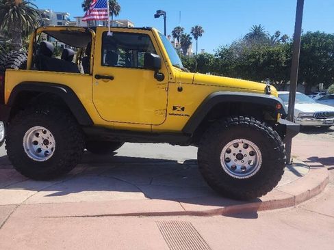 Used 2009 Jeep Wrangler X AWD/4WD image 3