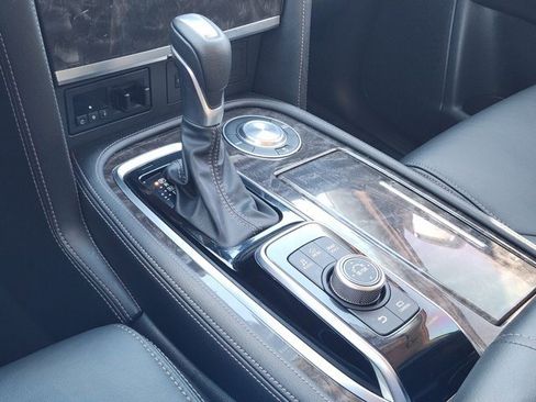 Used 2023 Nissan Armada Platinum w/ Captain's Chairs Package image 19