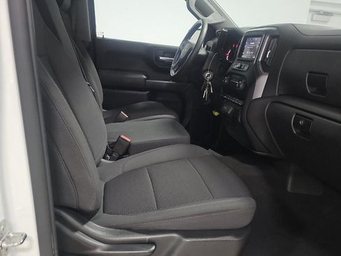 Used 2022 Chevrolet Silverado 1500 Custom Trail Boss w/ LPO, Dark Essentials Package AWD/4WD image 9