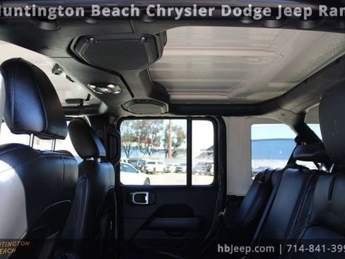 Used 2021 Jeep Wrangler Unlimited Sahara w/ Cold Weather Group image 40