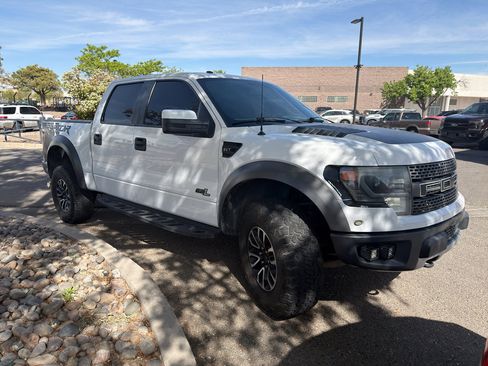 Used 2013 Ford F150 Raptor w/ Luxury Equipment Group AWD/4WD image 4