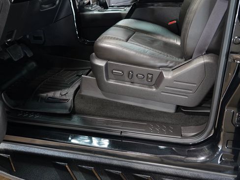 Used 2013 Ford F150 Raptor w/ Luxury Equipment Group image 96