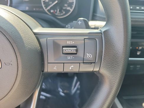 Certified 2024 Nissan Rogue S FWD image 19