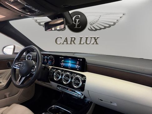 Used 2023 Mercedes-Benz CLA 250 w/ Premium Package image 17