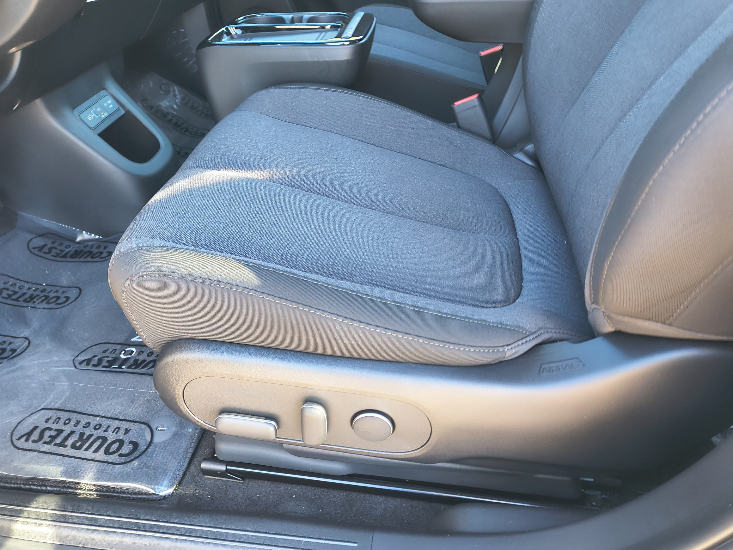 New 2027 Hyundai Ioniq 5 SE RWD image 17