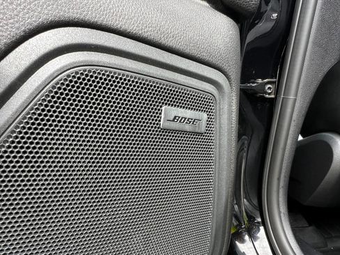 Used 2018 Porsche Macan image 24