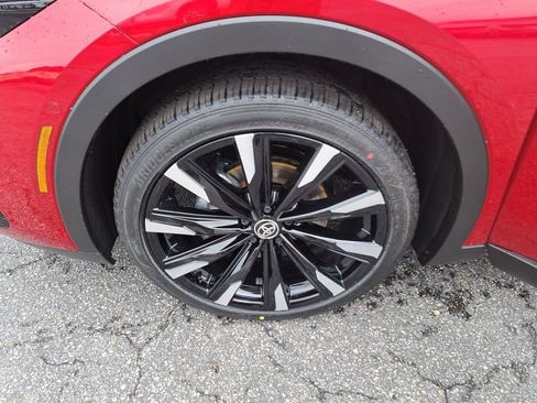 New 2026 Toyota Crown Platinum image 14