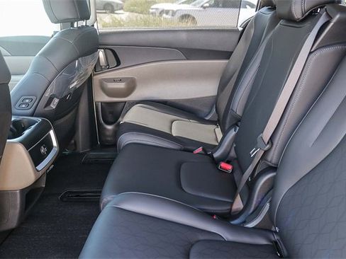 New 2026 Kia Carnival EX image 20
