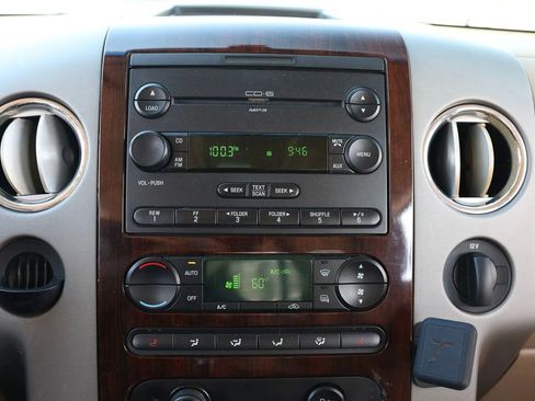 Used 2007 Ford F150 Lariat image 46