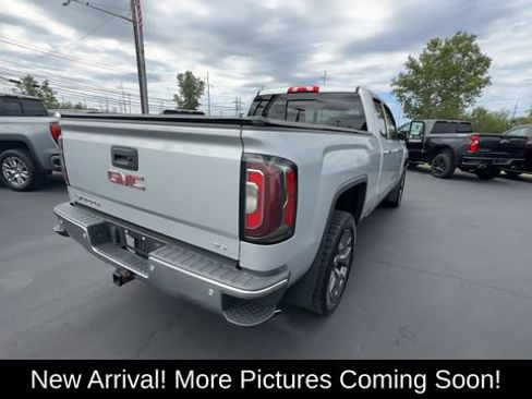 Used 2017 GMC Sierra 1500 SLT w/ SLT Premium Package AWD/4WD image 8