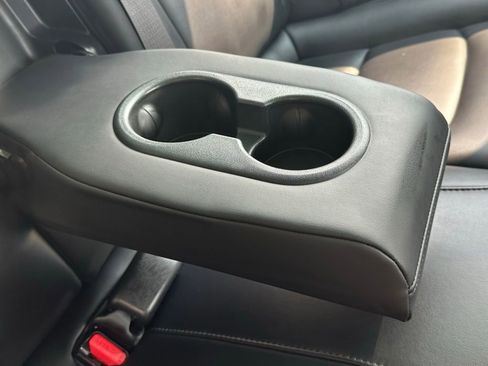 Used 2018 Tesla Model 3 Long Range image 35