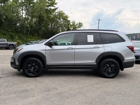 Used 2022 Honda Pilot TrailSport image 11