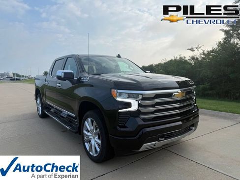 Used 2026 Chevrolet Silverado 1500 High Country w/ High Country Premium Package AWD/4WD image 1