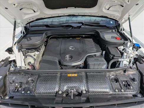 New 2026 Mercedes-Benz GLS 450 4MATIC image 21
