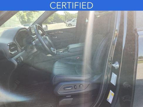 Used 2023 Honda Pilot TrailSport image 16