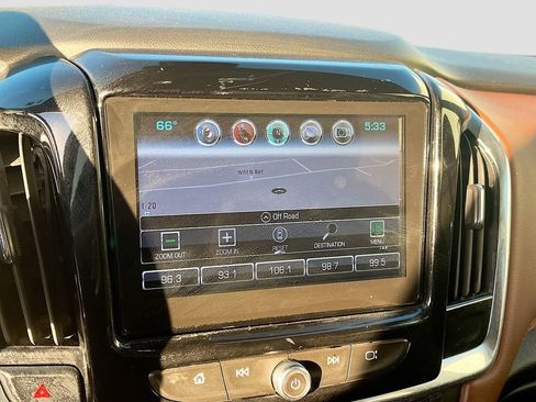 Used 2018 Chevrolet Traverse High Country w/ LPO, Cargo Package AWD/4WD image 13