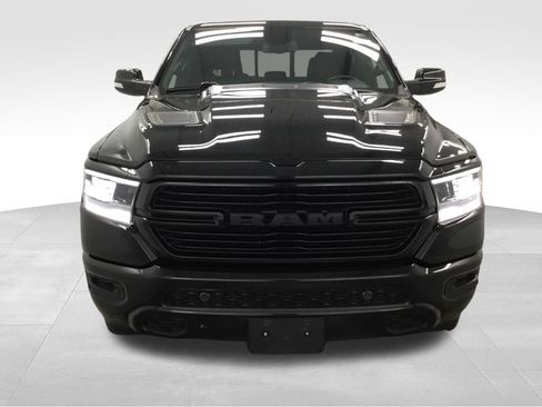 Used 2019 RAM 1500 Laramie AWD/4WD image 3