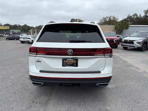 New 2026 Volkswagen Atlas SE FWD image 5