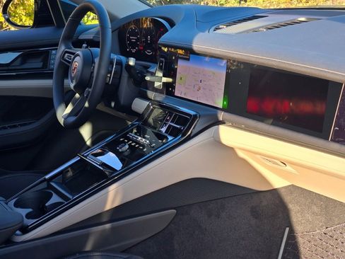 New 2026 Porsche Panamera image 37