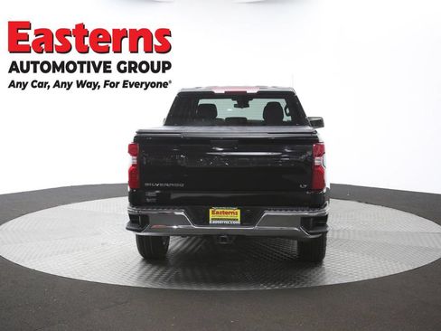 Used 2023 Chevrolet Silverado 1500 LT AWD/4WD image 40