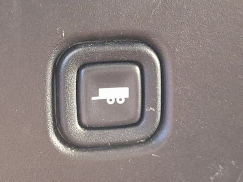 Used 2023 GMC Savana 2500 w/ Driver Convenience Package image 23