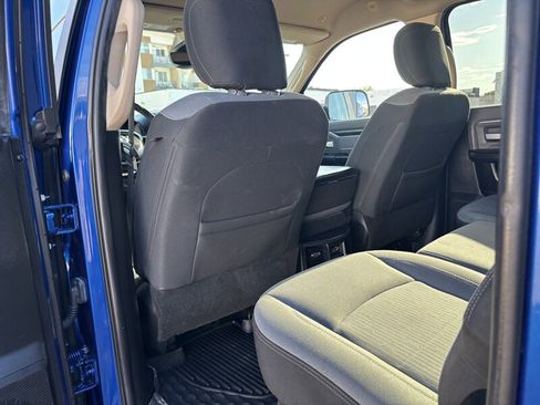 Used 2019 RAM 2500 Big Horn image 38