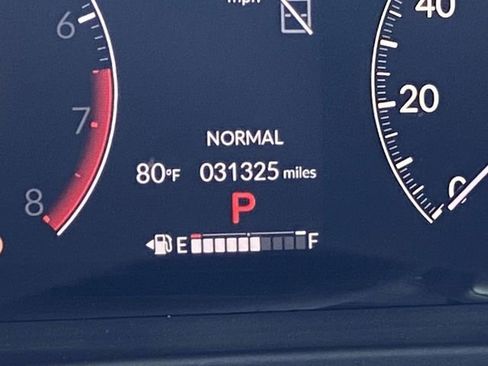 Used 2025 Honda Pilot Touring image 21