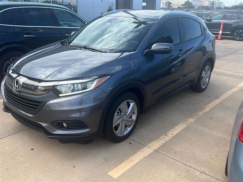 Used 2020 Honda HR-V EX image 2