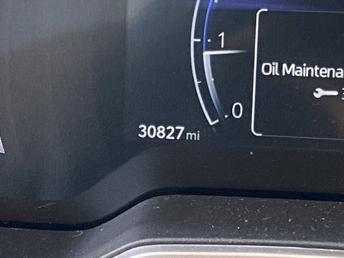 Certified 2023 Toyota Corolla Cross XLE FWD image 8