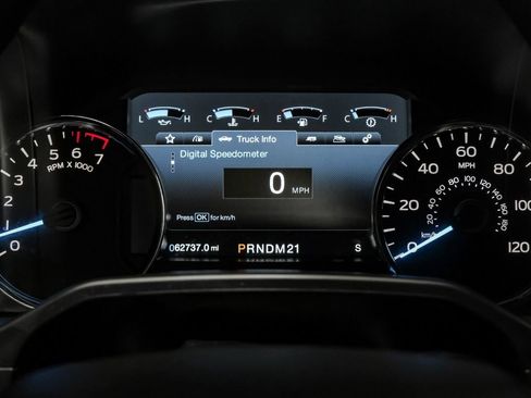 Used 2015 Ford F150 Lariat w/ Equipment Group 502A Luxury RWD image 14