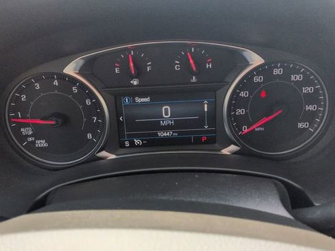 Used 2023 GMC Terrain SLE w/ Driver Convenience Package image 13