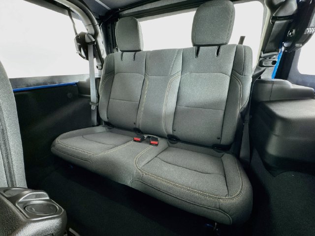 Used 2025 Jeep Wrangler Sport AWD/4WD image 28