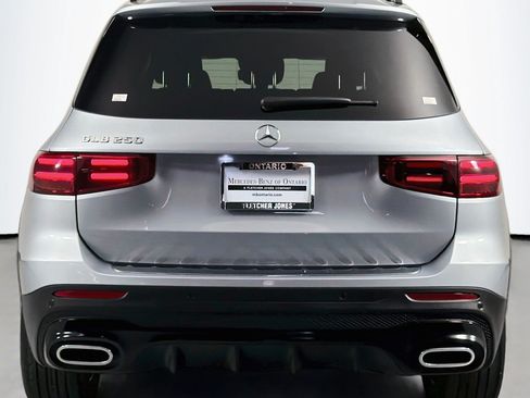 Certified 2025 Mercedes-Benz GLB 250 image 5