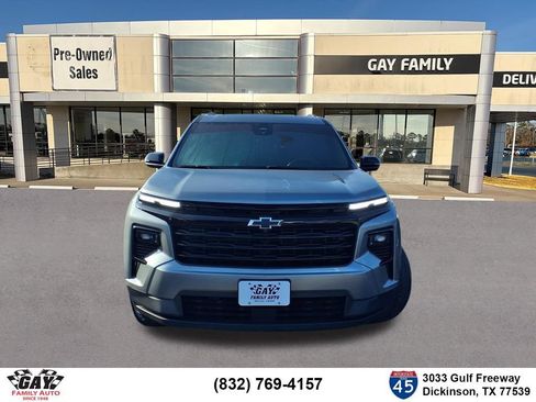Used 2024 Chevrolet Traverse LT w/ Midnight/Sport Edition FWD image 18