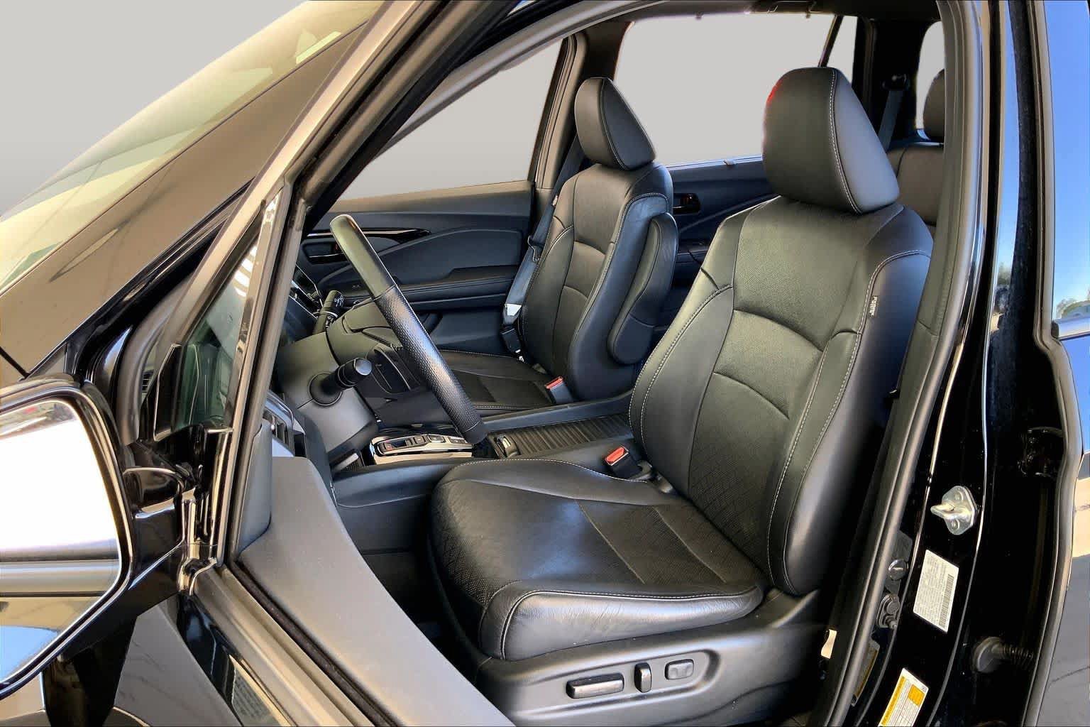 Used 2023 Honda Passport Elite image 8