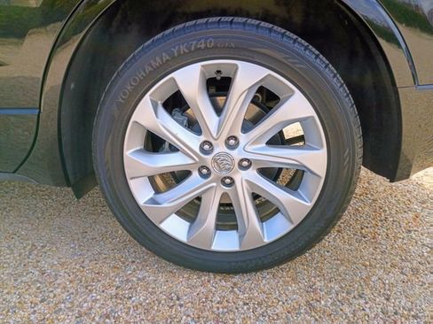 Used 2017 Buick Envision Premium image 22